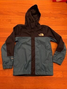 The North Face Hooded Two-Tone Rain Jacket in Blue and Navy